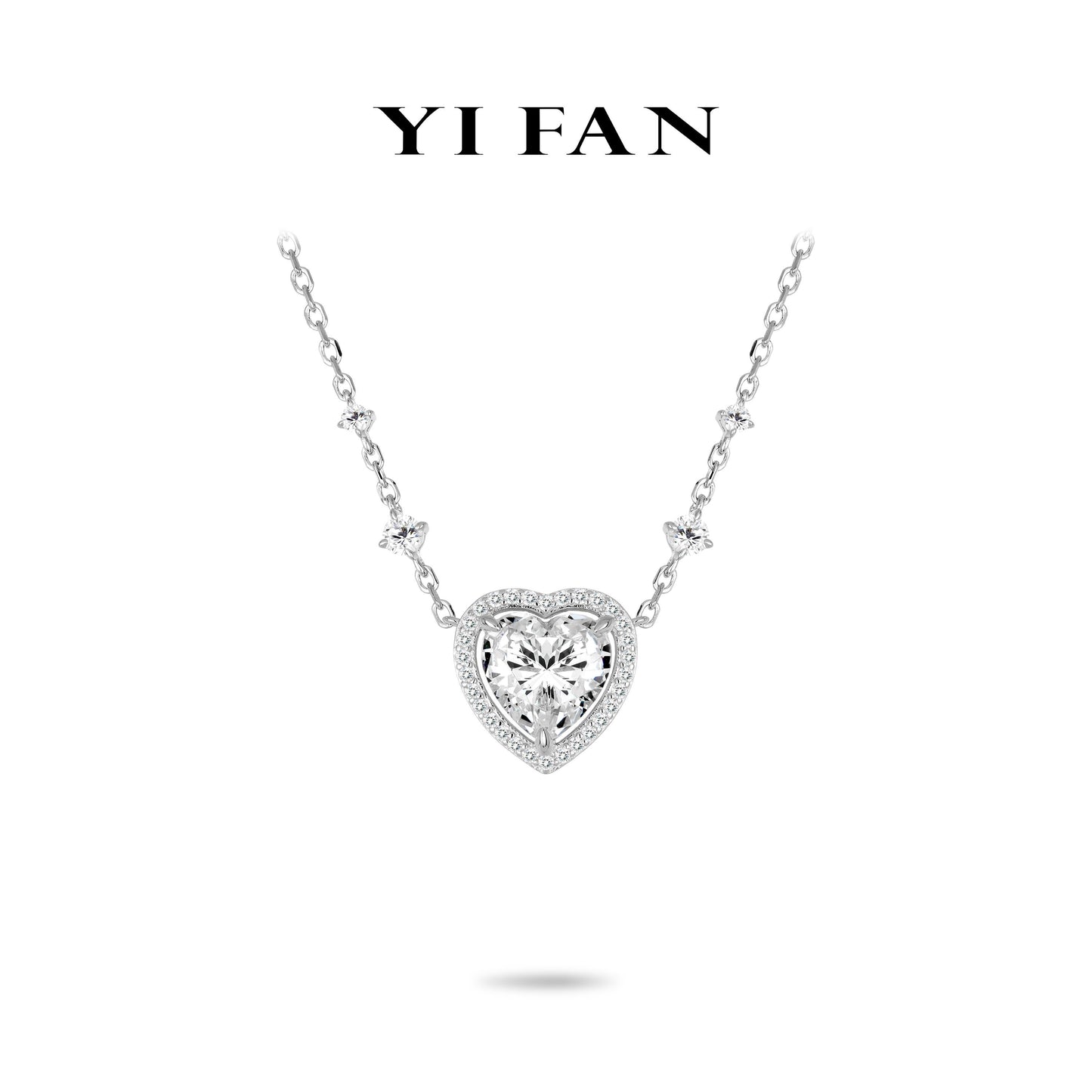 #20868 Pure Radiance Collection: Modern "lcy Shining Love Heart" exquisite unique chain Necklace (big carat)