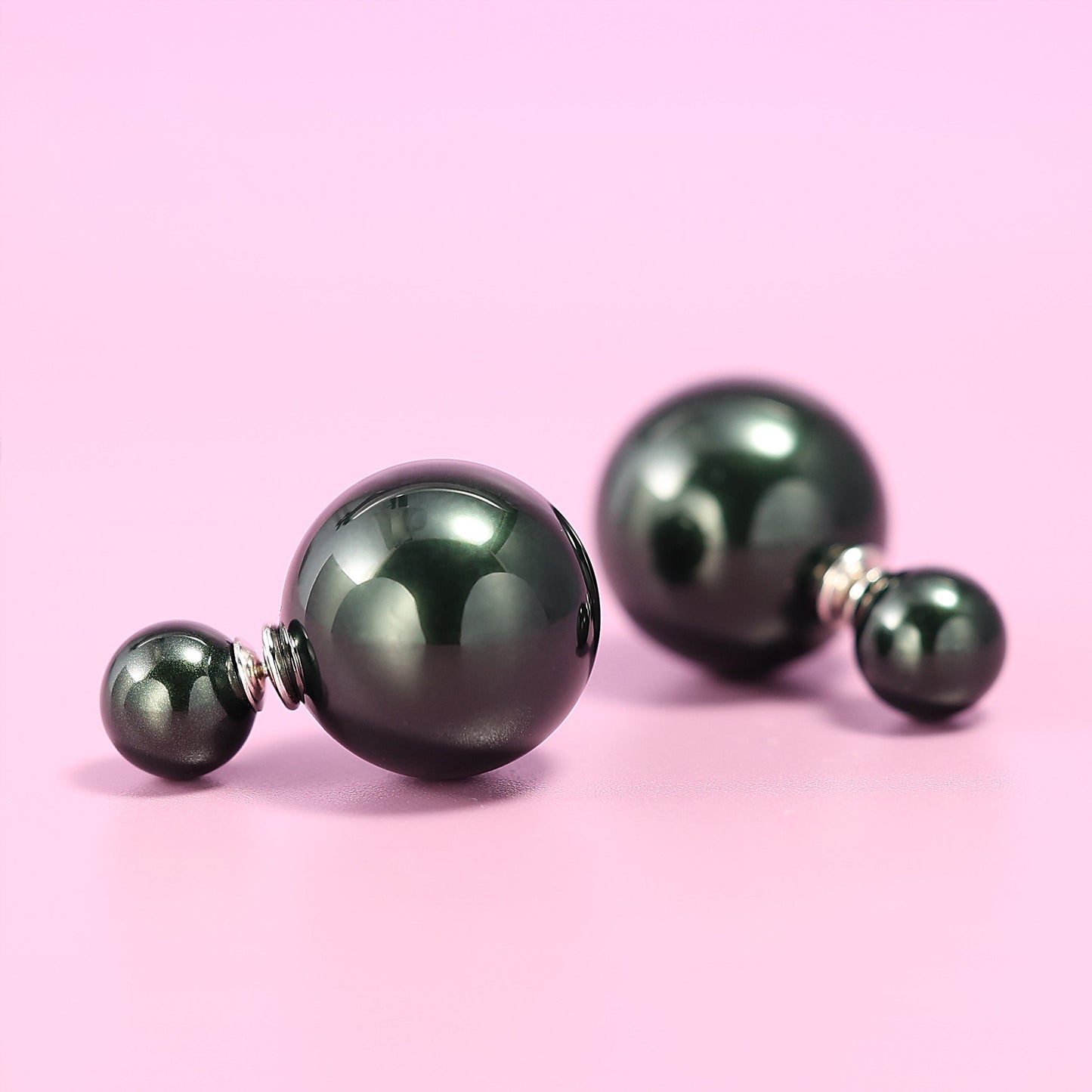 Promotional design Dark grey Shell pearl big and small ear studs, sterling silver.