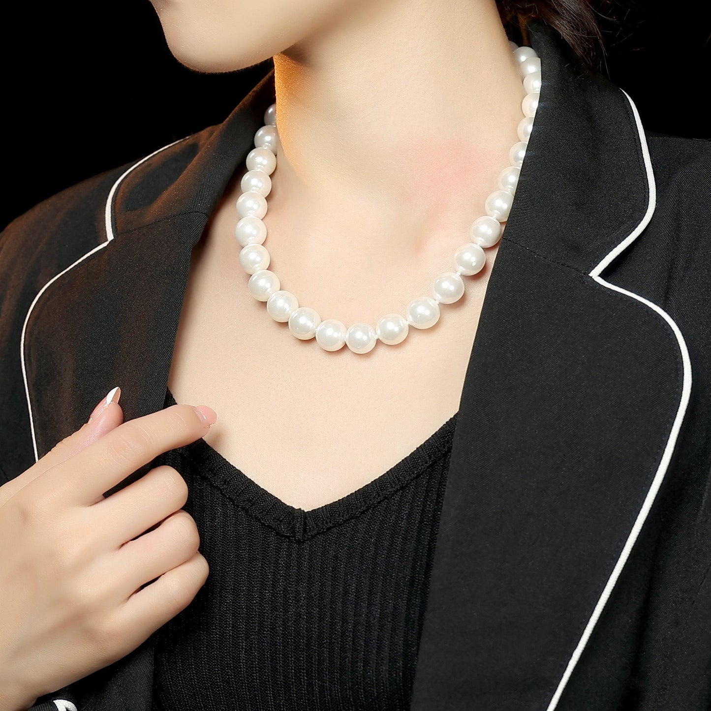 Classic White Shell pearl necklace,sterling silver