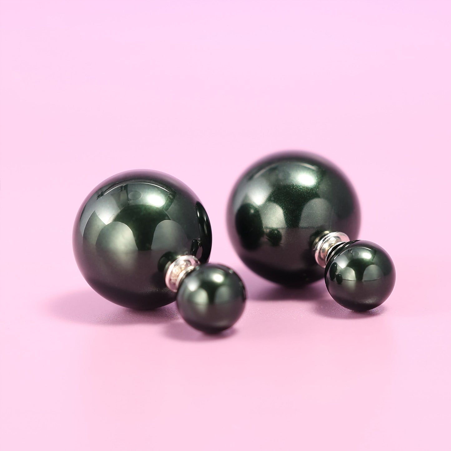 Promotional design Dark grey Shell pearl big and small ear studs, sterling silver.