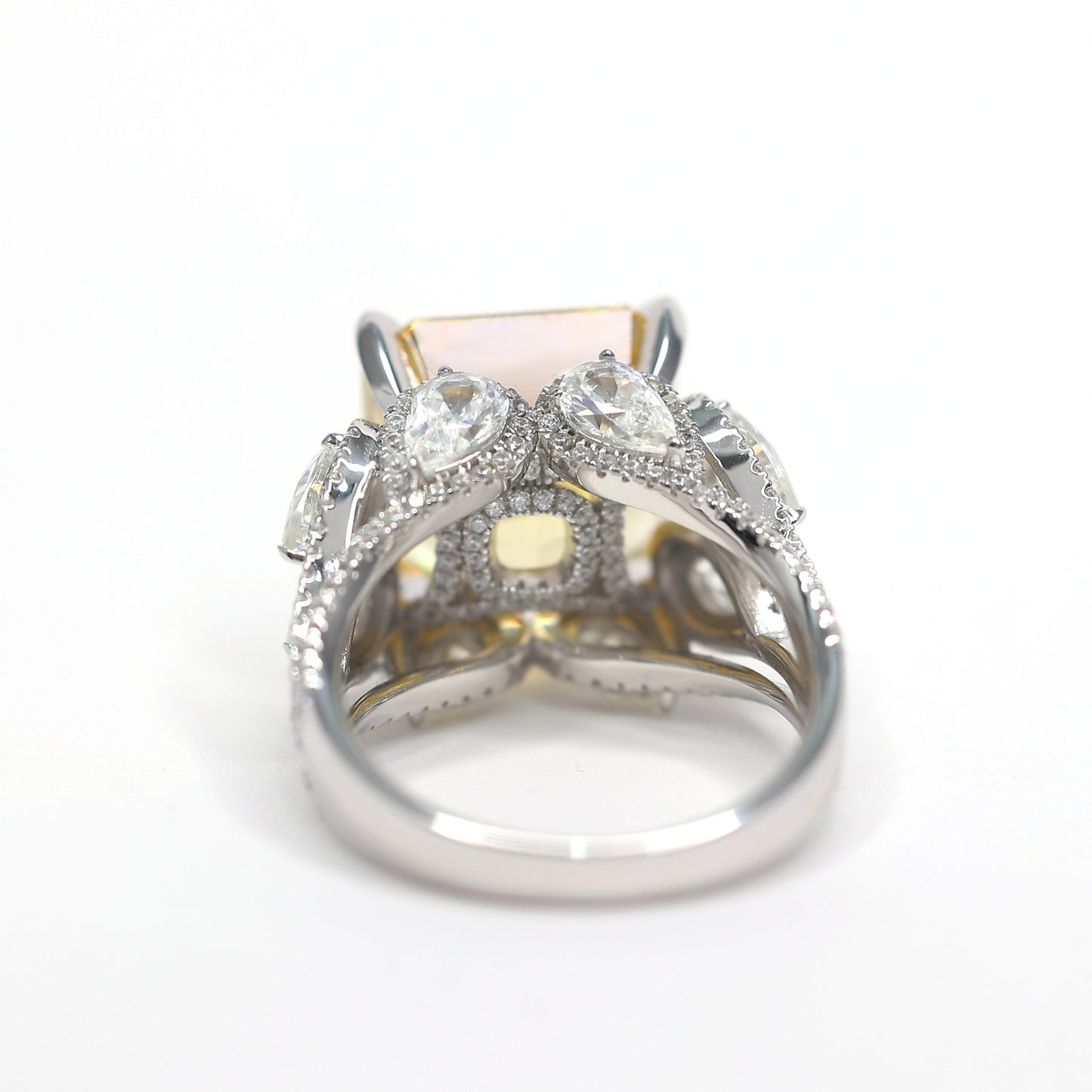 Micro-setting Yellow diamond color Lab created stones treasure ring, sterling silver. (20 carat)
