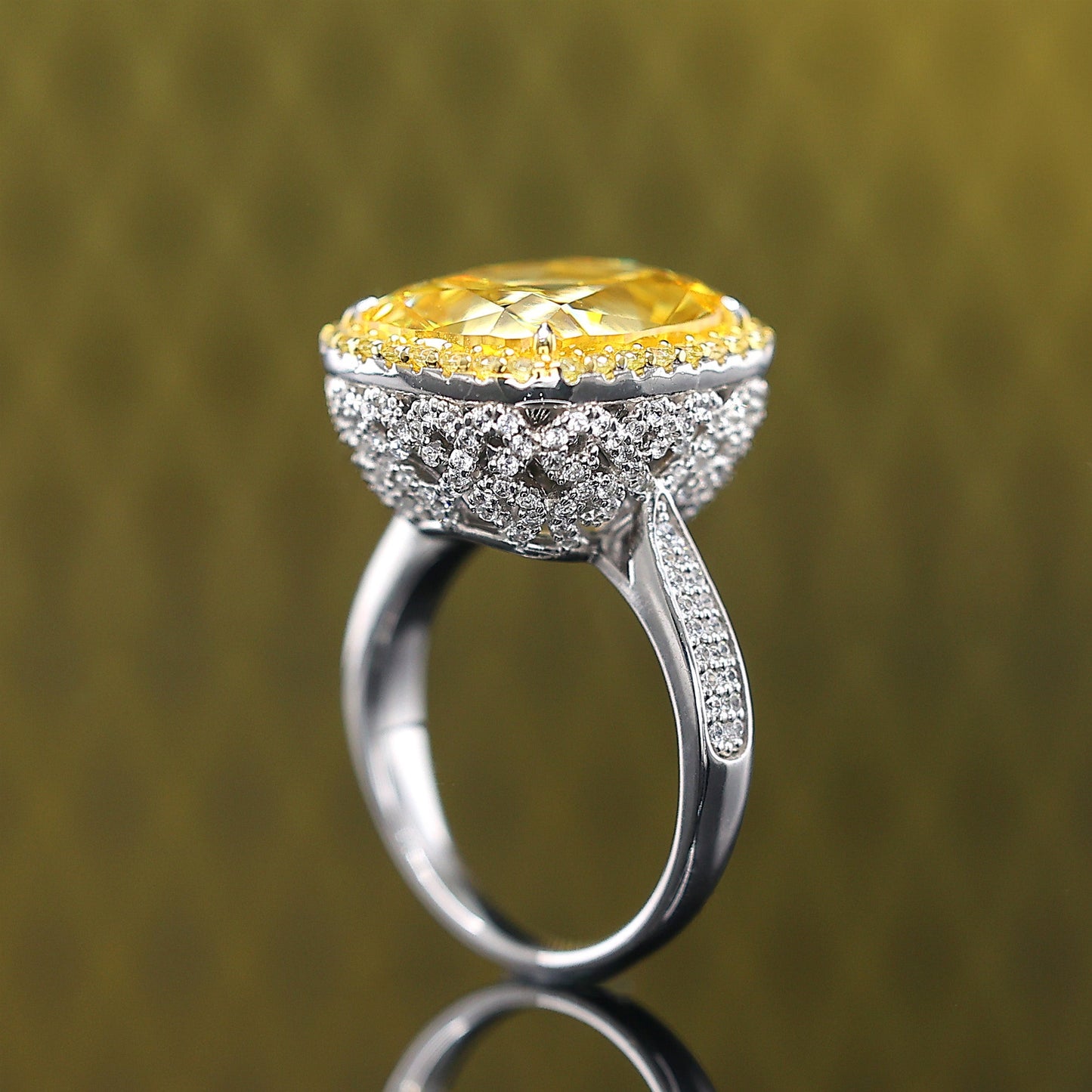 Micro-setting Yellow diamond color Lab created stones Paris Star Ring , sterling silver. (10 carats) #1065