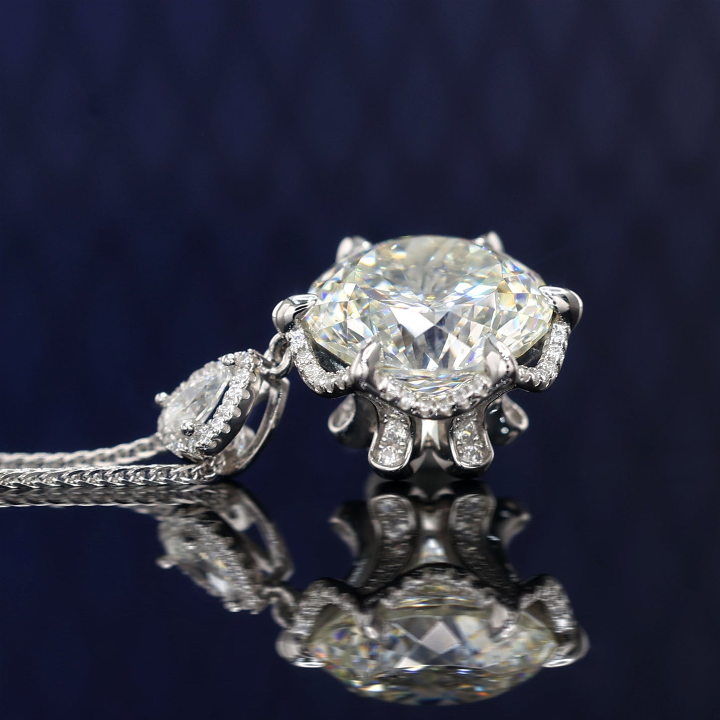 Micro-setting Round firework-cut Lab created stones detailed necklace, sterling silver (10 carat)