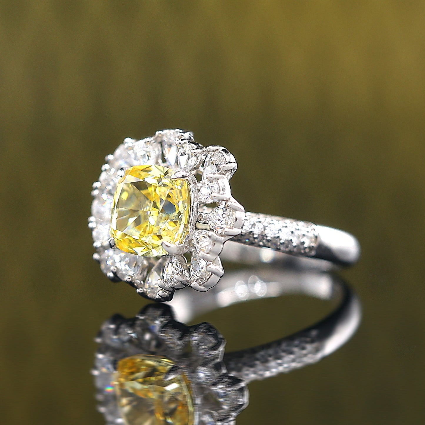 Micro-setting Yellow diamond color icy cut Lab created stones Ice and snow dreamland ring, sterling silver