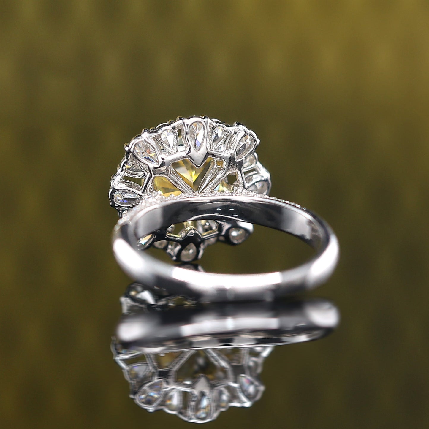 Micro-setting Yellow diamond color icy cut Lab created stones Ice and snow dreamland ring, sterling silver