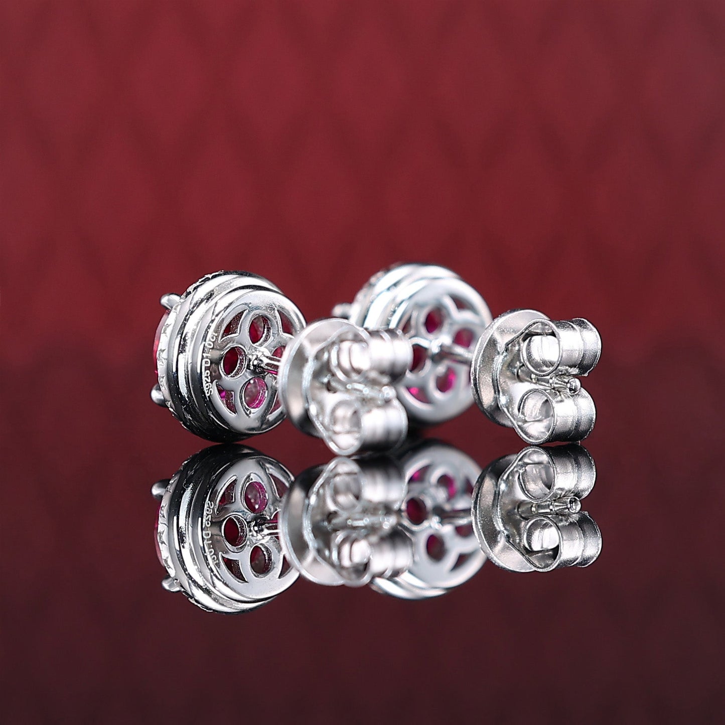 Special offer Micro-setting Red round shape detailed ear studs, sterling silver. (2 carat)