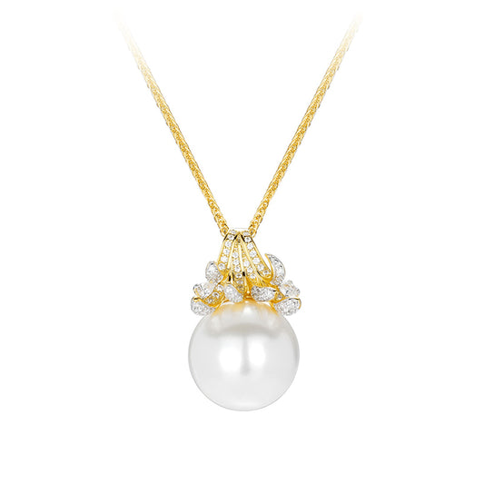 Pre-order High Jewelry collection: The White Pearl and Gold Vine Necklace