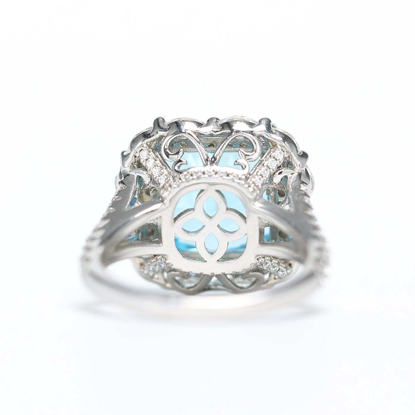 Micro-setting Aquamarine color 8 prong ring, sterling silver. (10 carat)