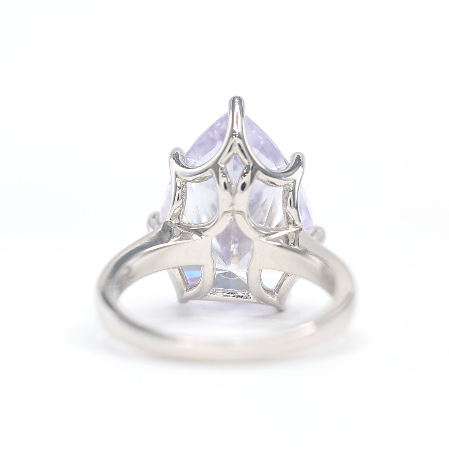 Micro-setting waterdrop firework-cut very light violet ring, sterling silver. (15 carat)