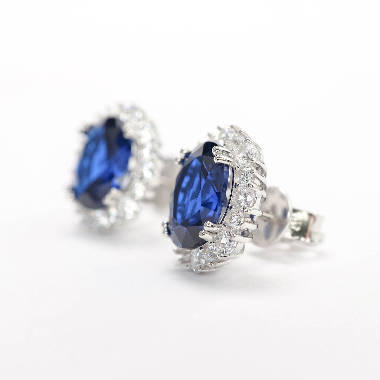 Micro-setting Sapphire color Diana earrings, sterling silver