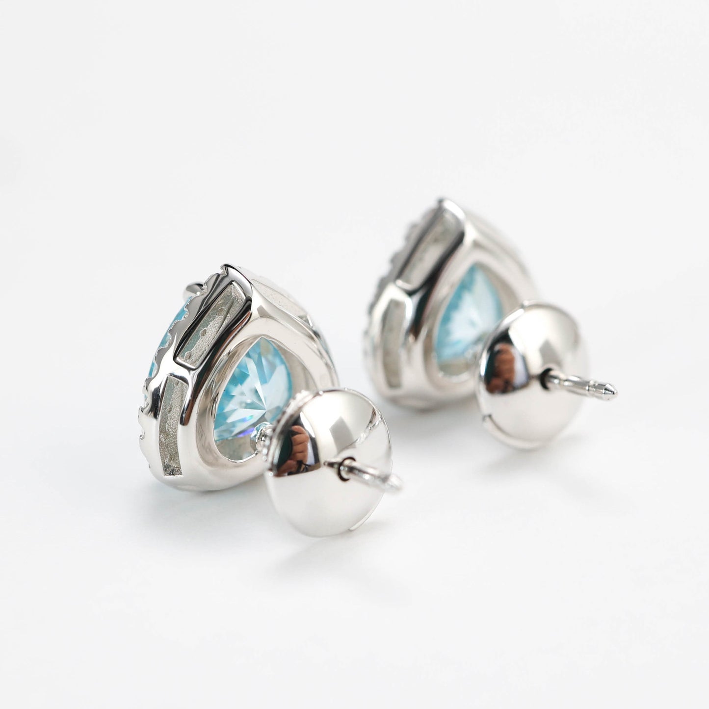 Micro-setting Aquamarine color hearts earrings, sterling silver