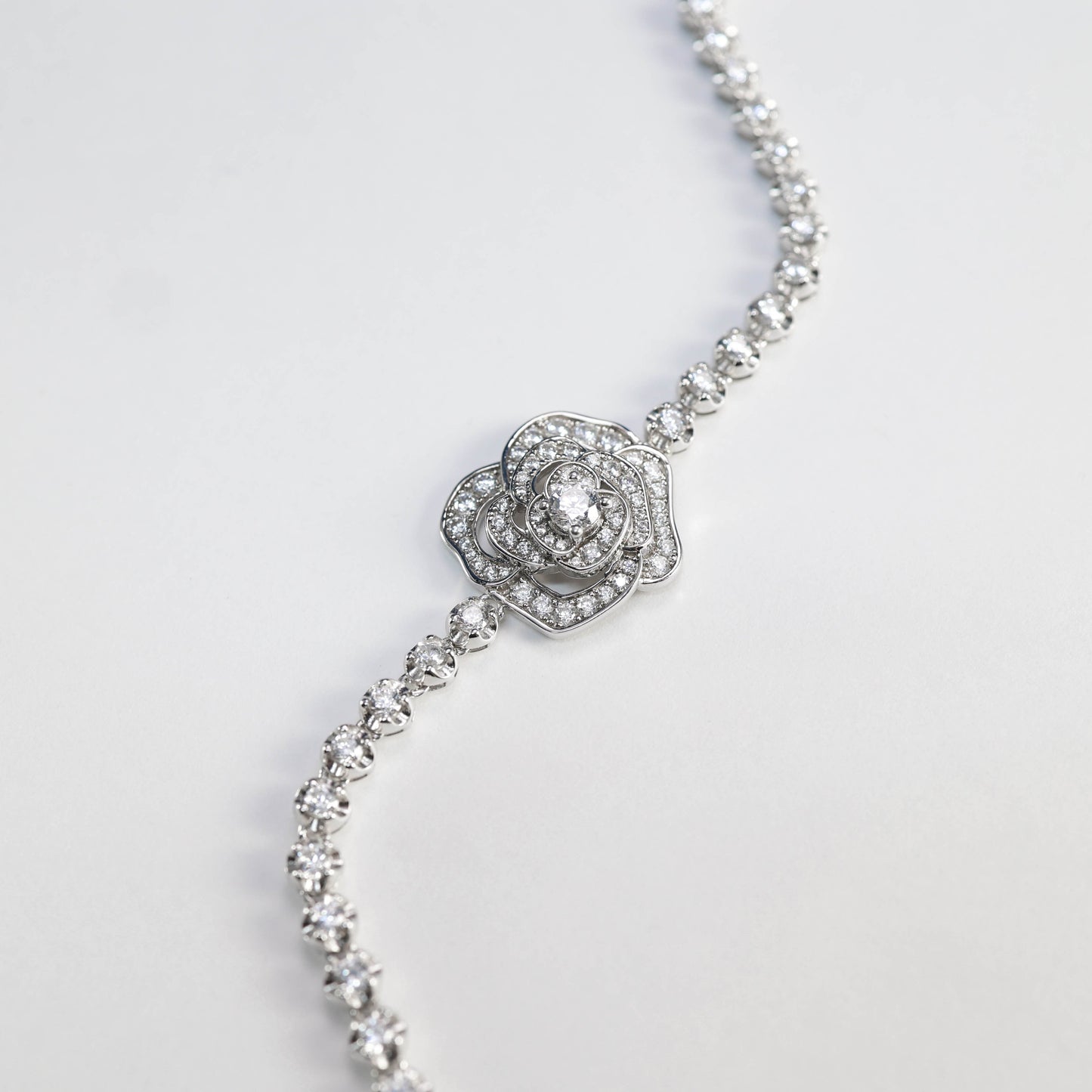 Promotional design Micro-setting Camellia Bubble chain bracelet, sterling silver