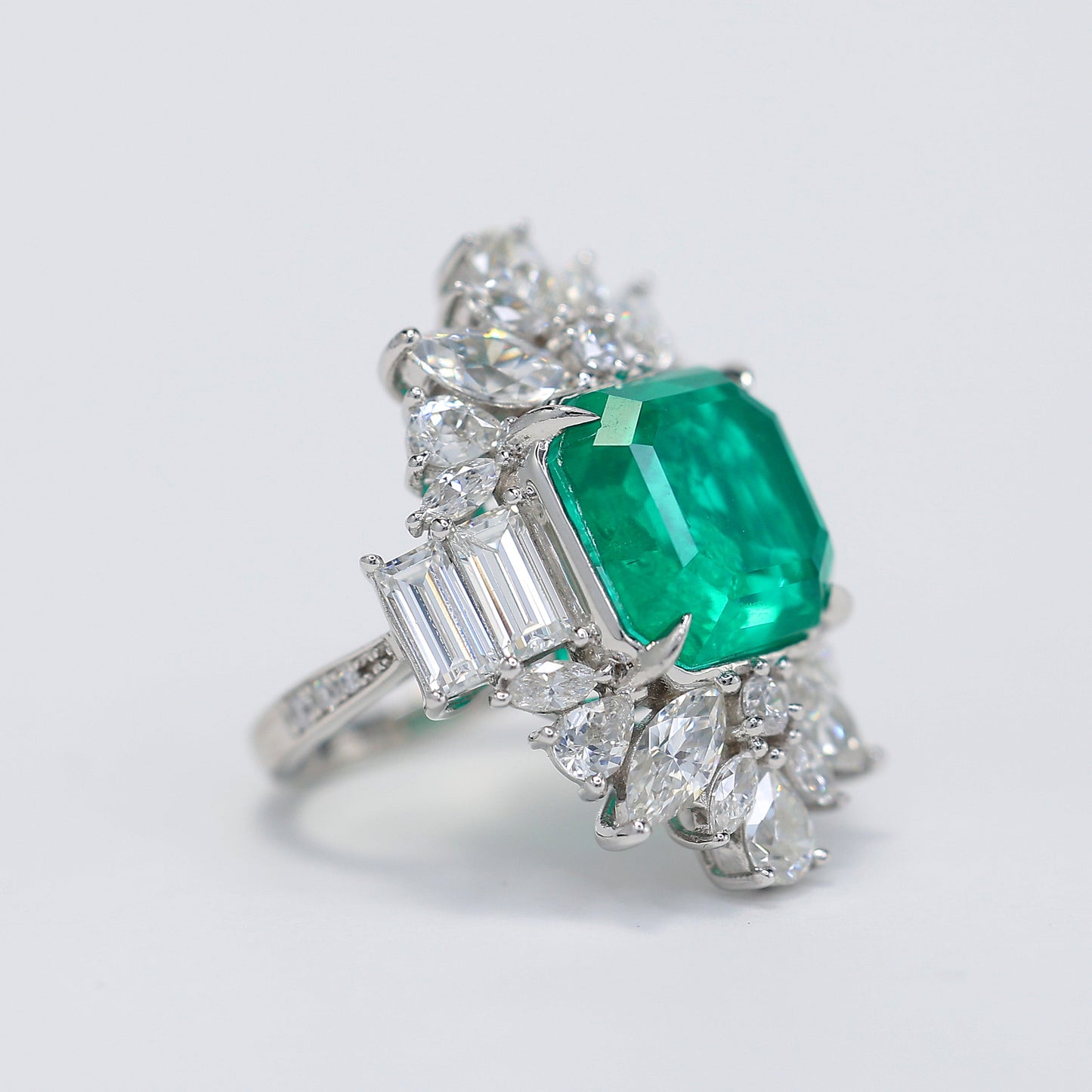 Micro-setting Emerald color Lab created stones reflection ring, sterling silver