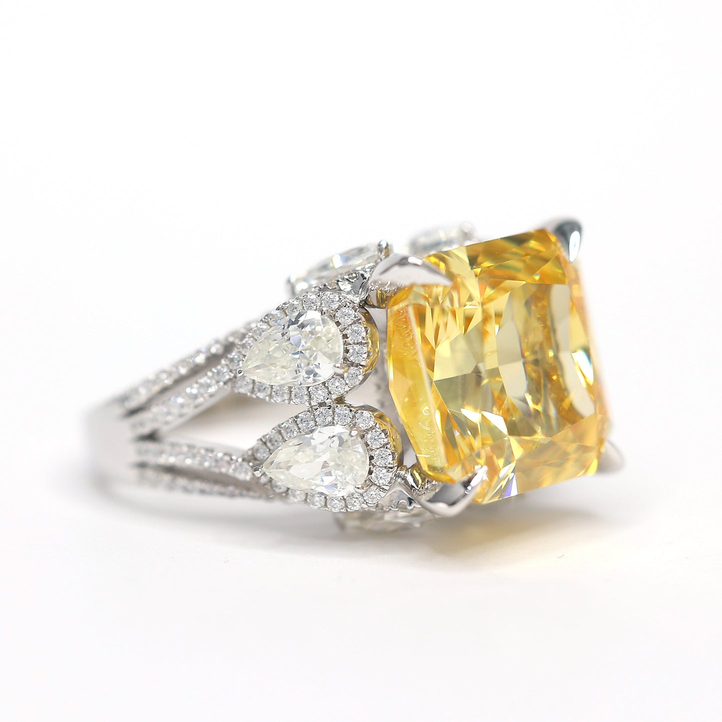 Micro-setting Yellow diamond color Lab created stones treasure ring, sterling silver.  (20 carat)