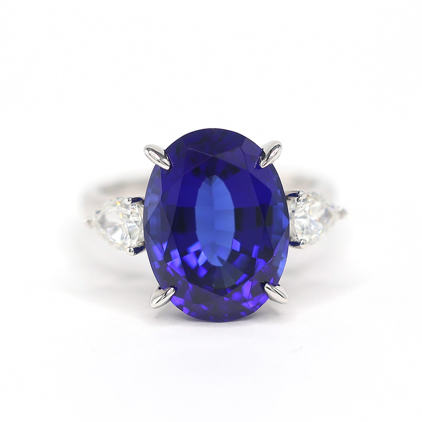 Micro-setting Sapphire color pigeon egg shape ring, sterling silver. (10 carat)