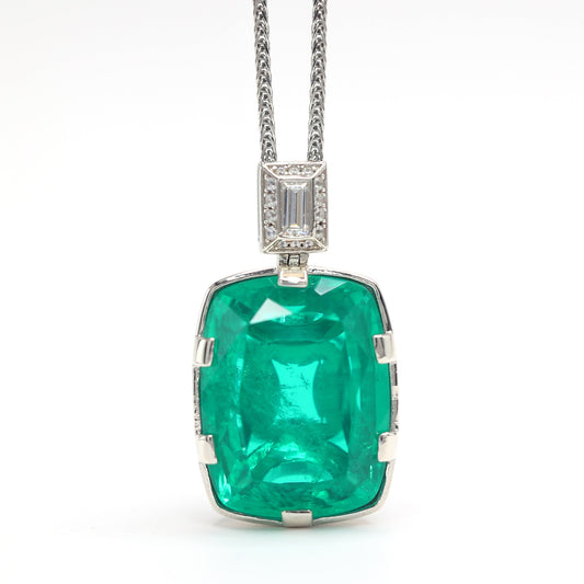 Micro-setting Emerald color miracle necklace, sterling silver. (16.5 carat)